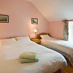 Alojamento de Acomodação e Pequeno-almoço Castlehouse 3*