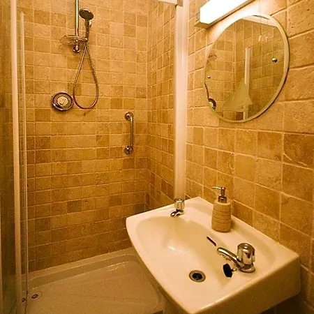 Bed & Breakfast Castlehouse