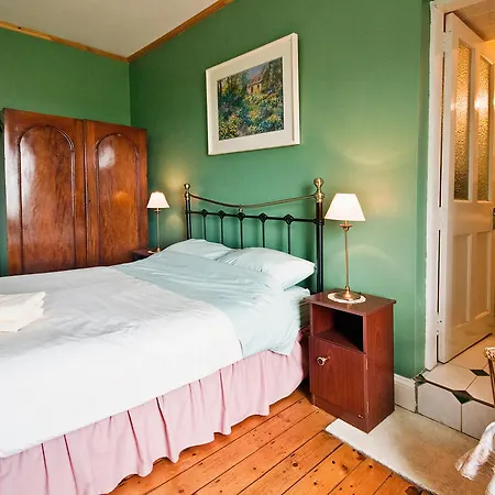 Bed & Breakfast Castlehouse 3*