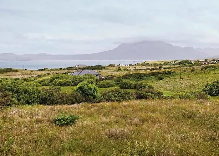 Castlehouse לינה וארוחת בוקר 3*